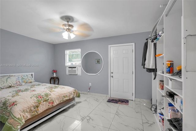 2900 SW 19th St, Miami, FL 33145