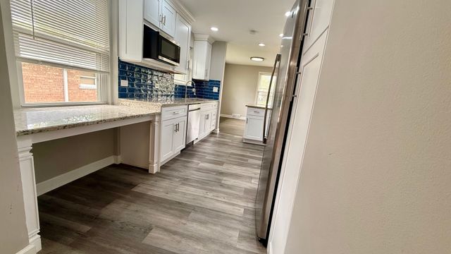 9527 Lowell Avenue, Skokie, IL 60076