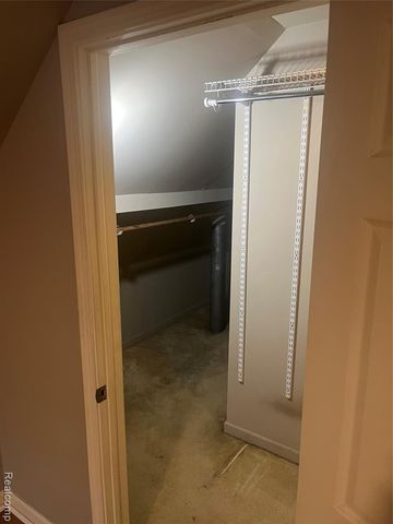 3102 N Altadena Avenue, Royal Oak, MI 48073