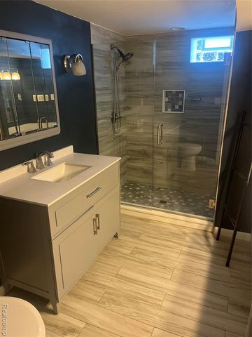 3102 N Altadena Avenue, Royal Oak, MI 48073