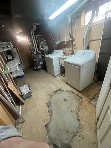 3102 N Altadena Avenue, Royal Oak, MI 48073