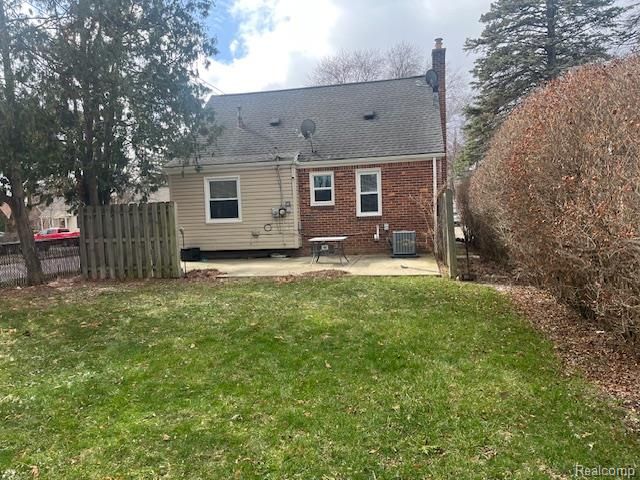 3102 N Altadena Avenue, Royal Oak, MI 48073