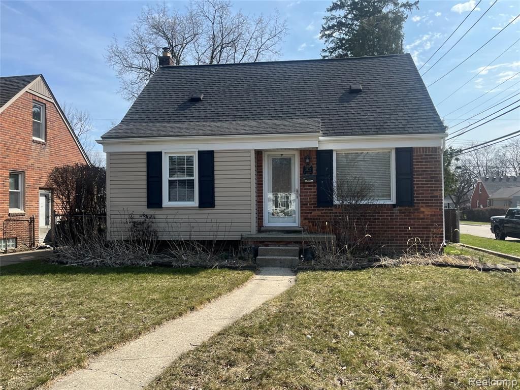 3102 N Altadena Avenue, Royal Oak, MI 48073