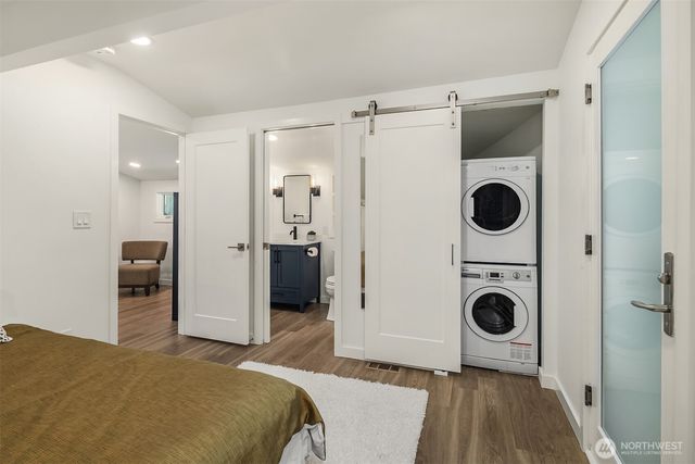 5610 W Mercer Way, Mercer Island, WA 98040