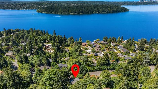 5610 W Mercer Way, Mercer Island, WA 98040