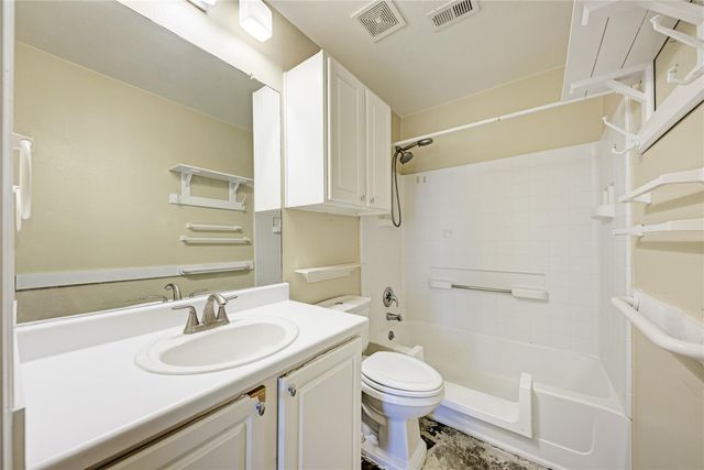 126 Rinehardt ST, Hutto, TX 78634