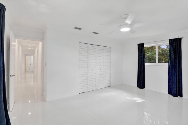 1751 SW 139th Ave, Davie, FL 33325