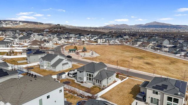 641 N PINNACLE LN, Saratoga Springs, UT 84045