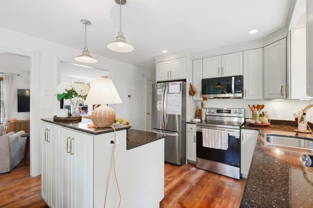 45 Samuel Hanson Avenue, Dover, NH 03820