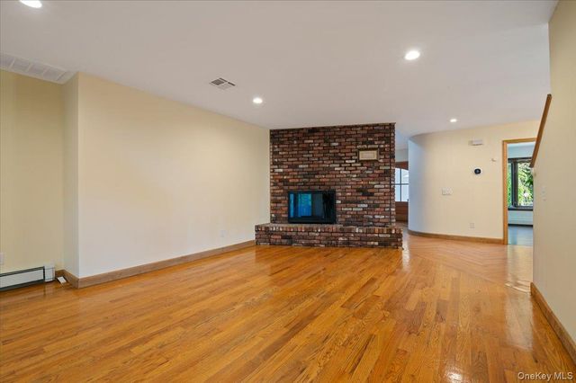 151 Seaman Neck Road, Dix Hills, NY 11746