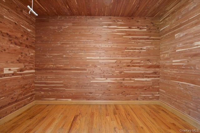 151 Seaman Neck Road, Dix Hills, NY 11746