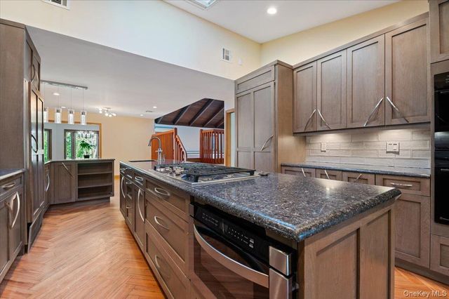 151 Seaman Neck Road, Dix Hills, NY 11746
