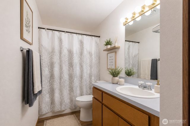 9922 F Street E, Tacoma, WA 98445