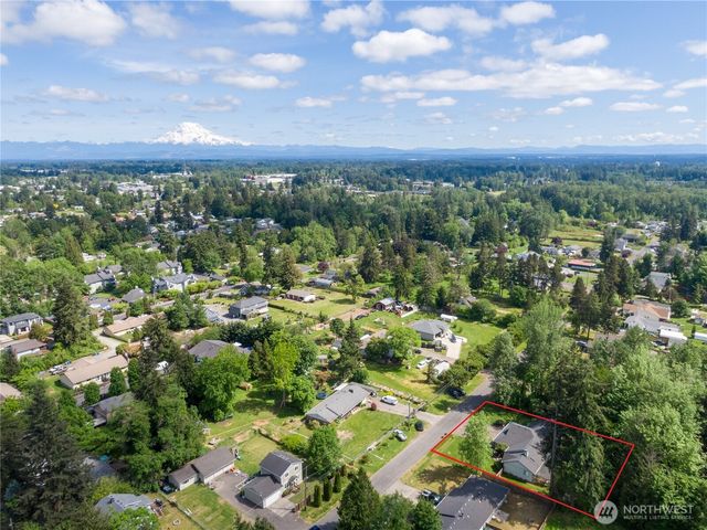 9922 F Street E, Tacoma, WA 98445