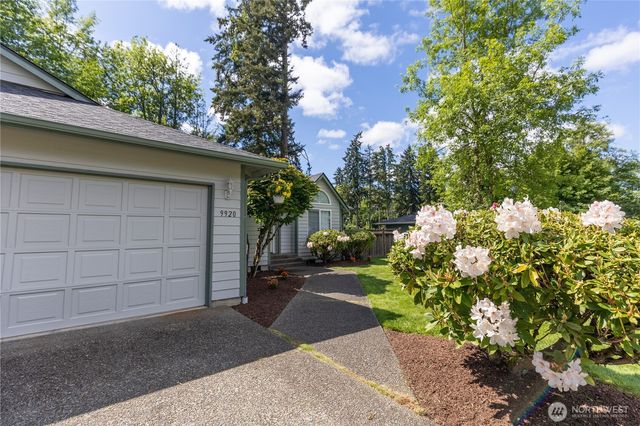9922 F Street E, Tacoma, WA 98445