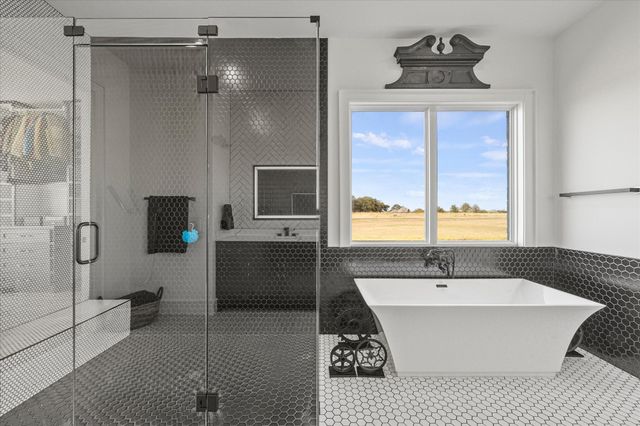 1240 Deerfield Drive, Wills Point, TX 75169