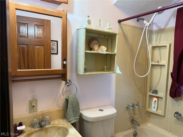 642 Alta Vista Avenue, Akron, OH 44312