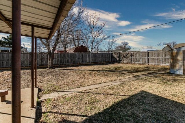 2233 N DWIGHT Street, Pampa, TX 79065