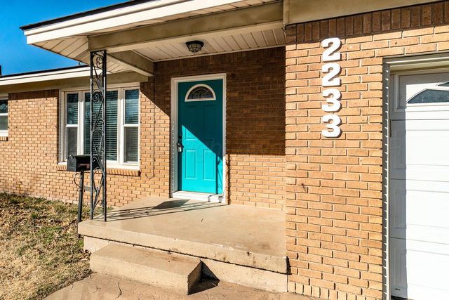 2233 N DWIGHT Street, Pampa, TX 79065