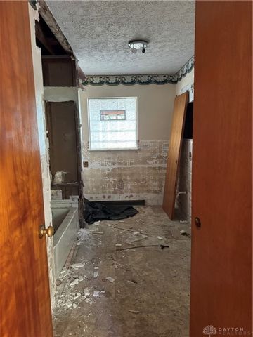 4211 E Third Street, Dayton, OH 45403