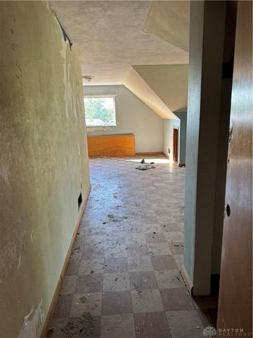 4211 E Third Street, Dayton, OH 45403