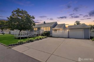 29 Joyce Place, Sayreville, NJ 08859