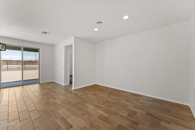 17312 W SUPERIOR Avenue, Goodyear, AZ 85338