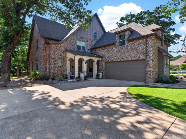 6741 Blackjack Oaks Road, Aubrey, TX 76227