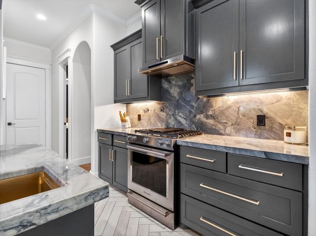6741 Blackjack Oaks Road, Aubrey, TX 76227