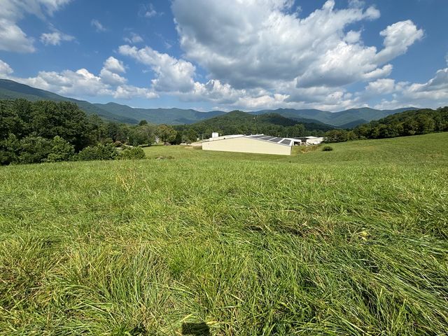 9.12-AC Old Hwy 64e, Hayesville, NC 28904