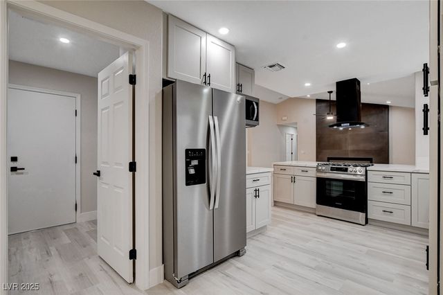 3104 Hayden Court, Las Vegas, NV 89134