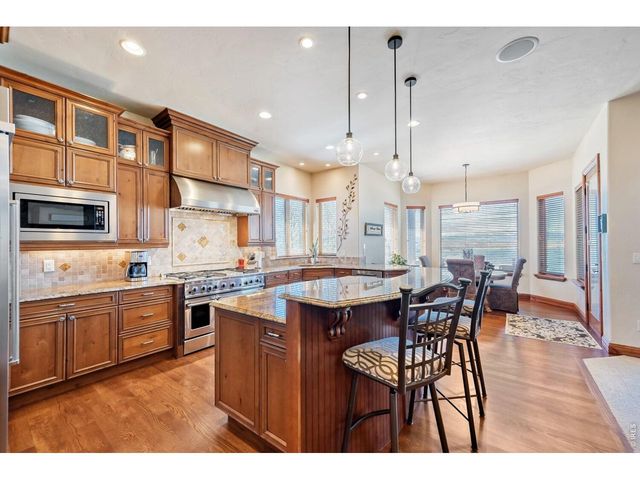 5759 Pelican Shores Dr, Longmont, CO 80504
