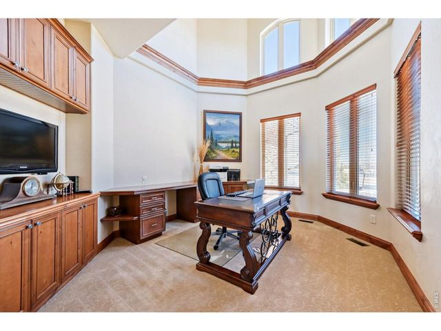 5759 Pelican Shores Dr, Longmont, CO 80504