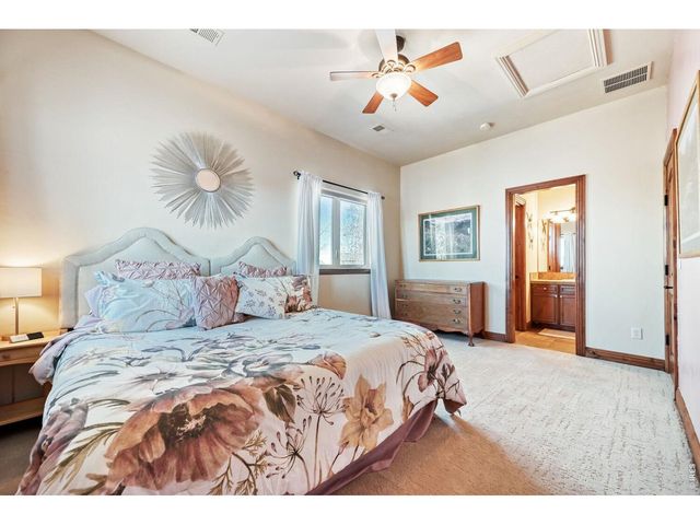 5759 Pelican Shores Dr, Longmont, CO 80504