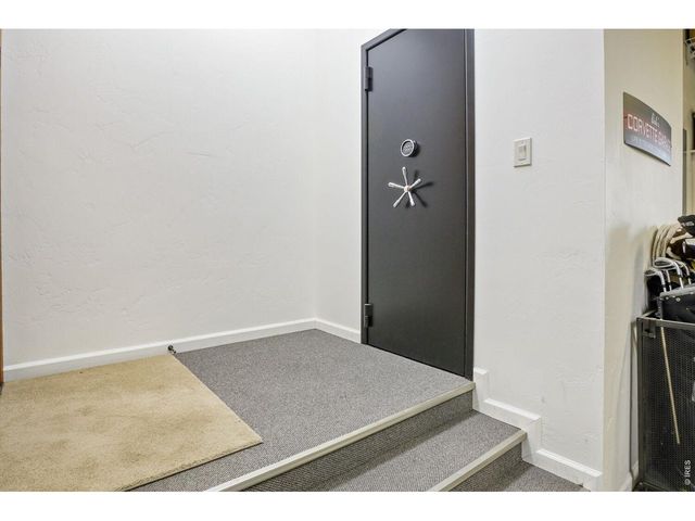 5759 Pelican Shores Dr, Longmont, CO 80504