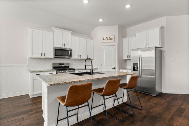 11216 Klondike Lane, Aubrey, TX 76227