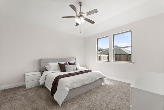 11216 Klondike Lane, Aubrey, TX 76227