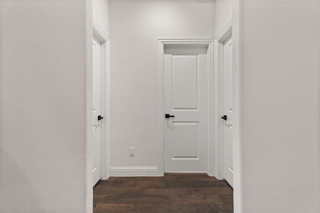 11216 Klondike Lane, Aubrey, TX 76227