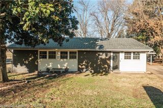 5202 S 17th Terrace, Fort Smith, AR 72901