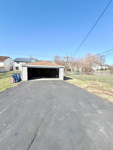 2840 140th Street, Blue Island, IL 60406