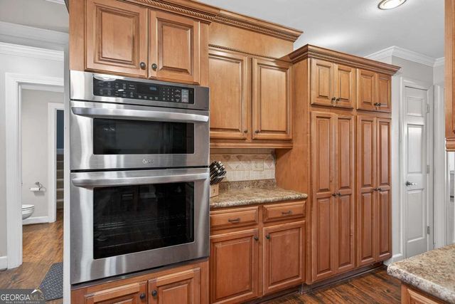 301 Tweed Court, Sugar Hill, GA 30518