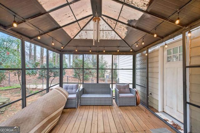 301 Tweed Court, Sugar Hill, GA 30518