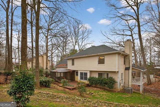 301 Tweed Court, Sugar Hill, GA 30518