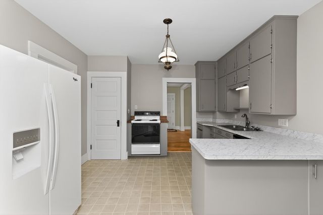 312 E Plymouth Avenue, Goshen, IN 46526