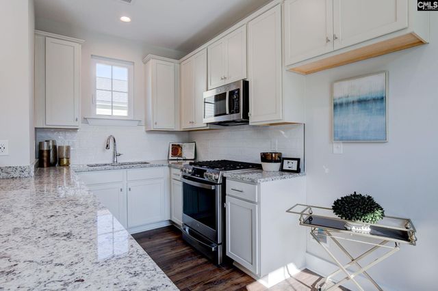 802 Lexington Avenue, Cayce, SC 29033