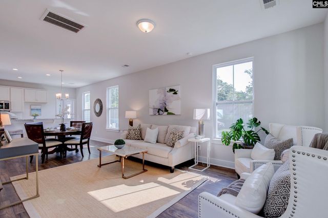 802 Lexington Avenue, Cayce, SC 29033