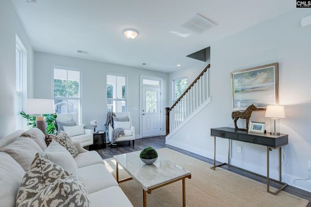 802 Lexington Avenue, Cayce, SC 29033