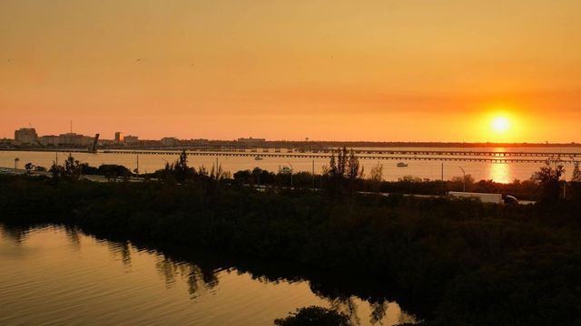 611 RIVIERA DUNES WAY 702, Palmetto, FL 34221