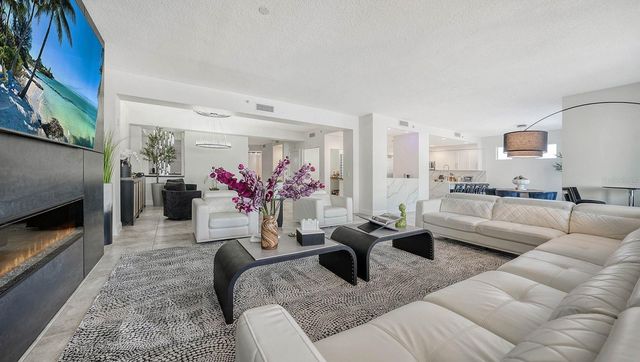 611 RIVIERA DUNES WAY 702, Palmetto, FL 34221