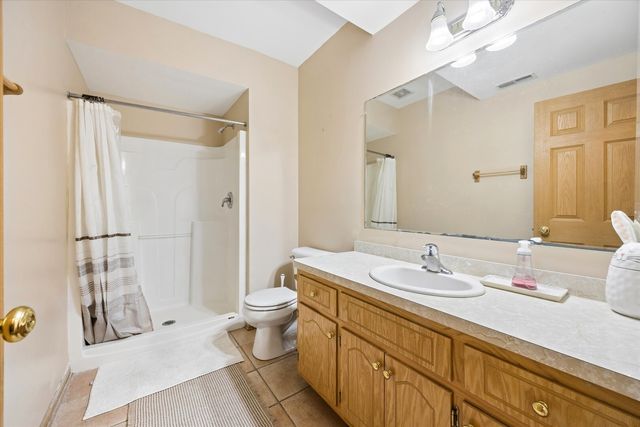 702 HICKORY Street, Lemont, IL 60439